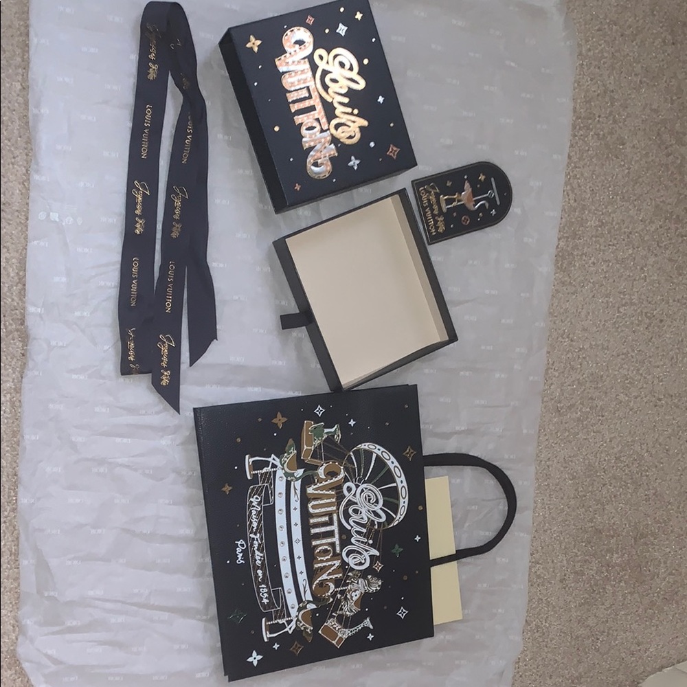 Louis Vuitton 2024 Holiday small Box & Bag Gift Set
